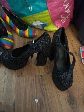 Dolls kill black sparkle heels